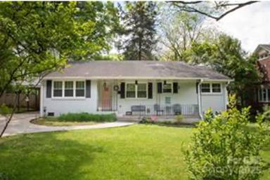 Main picture of 1120 E Woodlawn Rd