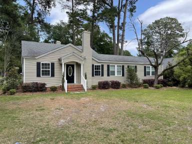 Main picture of 1681 Cherokee Rd