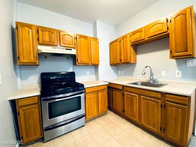 Main picture of 200-202 Clinton Ave