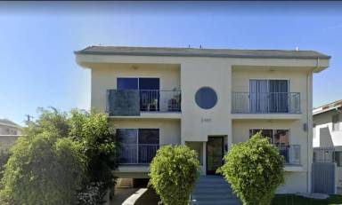 Main picture of 2455 Corinth Ave