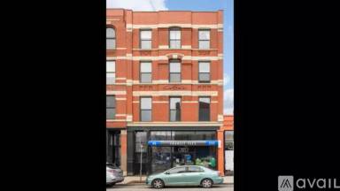 Main picture of 1371 N Milwaukee Ave
