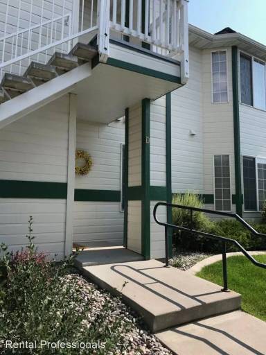 Main picture of 2940 W Villard St