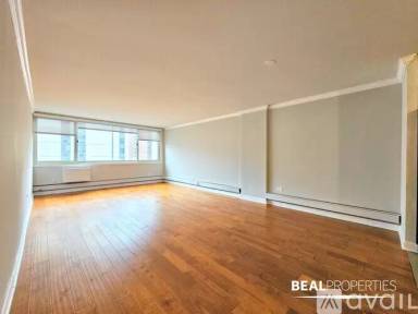 Main picture of 1344 N Dearborn St