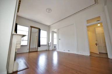 Main picture of 717 Washington Pl