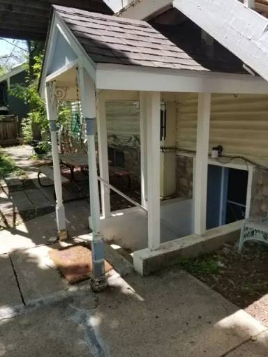 Main picture of 820 Concord Ave