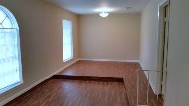 Main picture of 430 Mistywood Dr