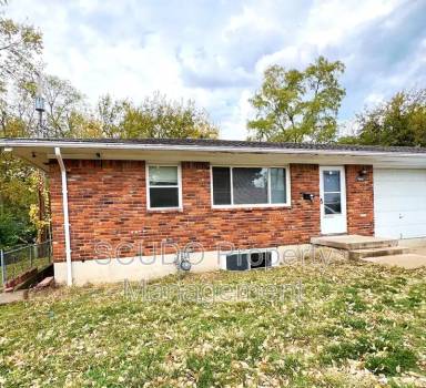 Main picture of 2320 S Grand Ave