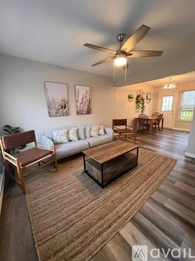 Main picture of 905 Ann Marie Dr