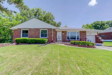 Main picture of 1209 Hamlet Ct
