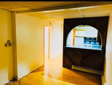 Main picture of 34 Washington St