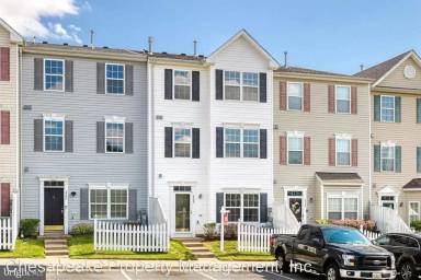 Main picture of 1509 Fairbrook Ct