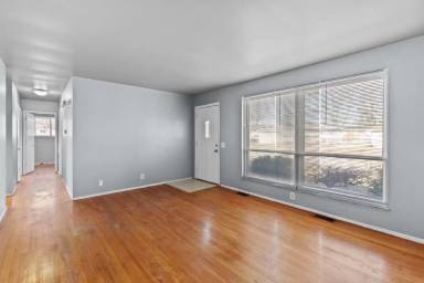 Main picture of 410 Humes Ln