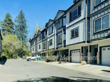 Main picture of 10438 SW Akilean Ter