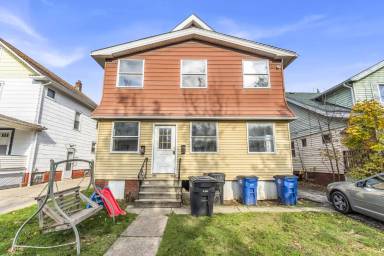 Main picture of 10126 Unity Ave