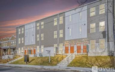 Main picture of 2416 Lenfant Sq SE