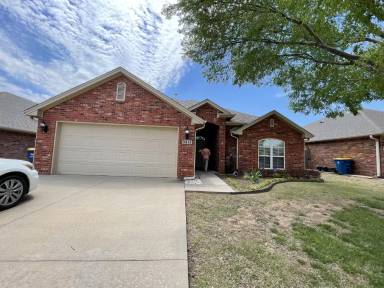 Main picture of 5217 W 4th Ave