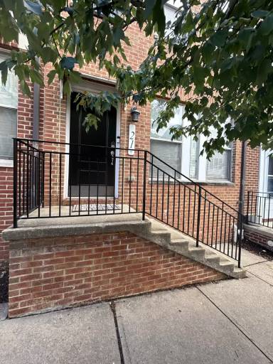 Main picture of 21 S Exeter St