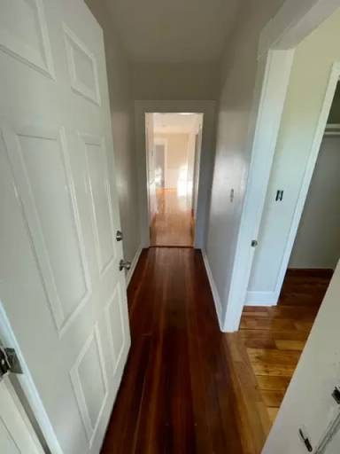Main picture of 693 Walnut St