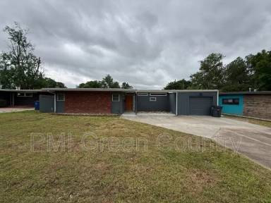 Main picture of 4978 E 26th St