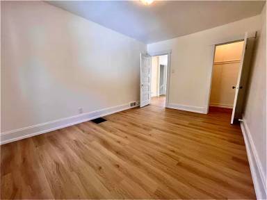 Main picture of 521 Burbank Ave