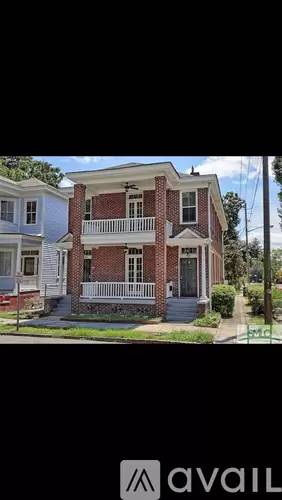 Main picture of 501 E 40th St