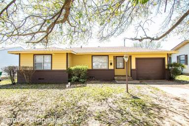 Main picture of 3707 Briscoe St
