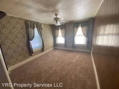 Main picture of 1 Manor Ave