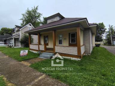 Main picture of 120 W 3rd St
