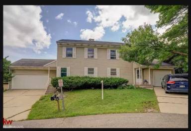 Main picture of 15 Westover Ct