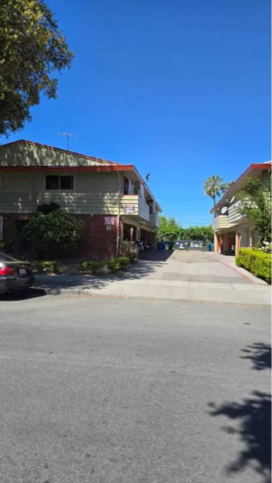 Main picture of 965 Helen Ave