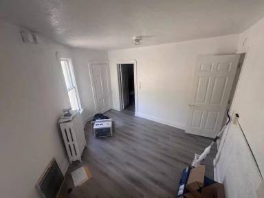 Main picture of 1725 W 1st St