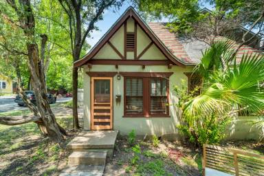 Main picture of 3007 Fruth St