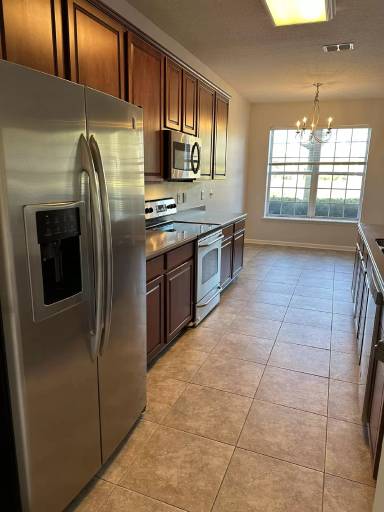 Main picture of Campfield Condominium