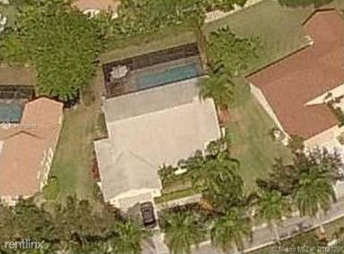 Main picture of 1603 Newport Ln