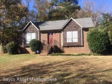 Main picture of 2610 Gaylon St