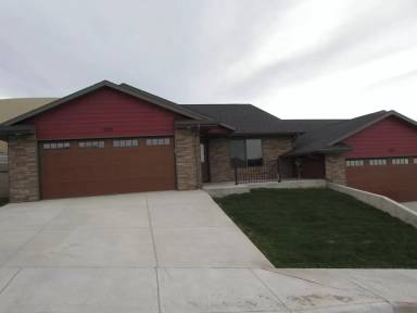 Main picture of 676 Middle Valley Dr