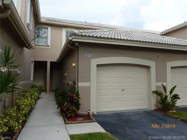 Main picture of 1944 Madeira Dr