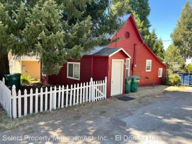 Main picture of 2882 B St