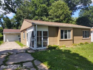 Main picture of 2113 22 1/2 Ave
