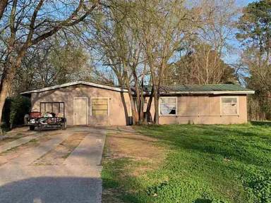 Main picture of 220 Alamo St