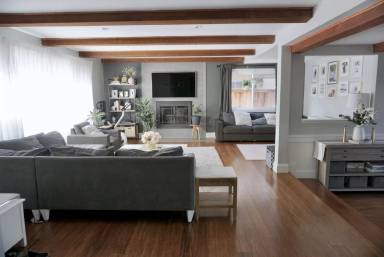 Main picture of 20440 Roslin Ave
