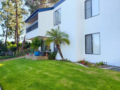 Main picture of 7490 Collins Ave