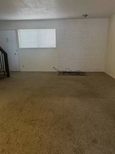 Main picture of 2601 N Kentucky Ave