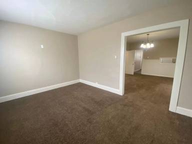 Main picture of 2730 Chestnut St