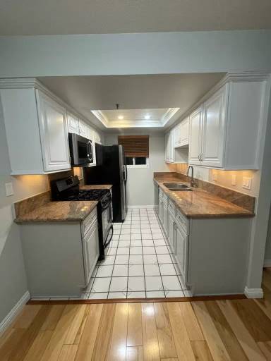Main picture of 1706 Grismer Ave