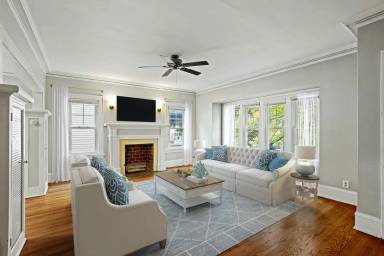 Main picture of 3038 N Maryland Ave