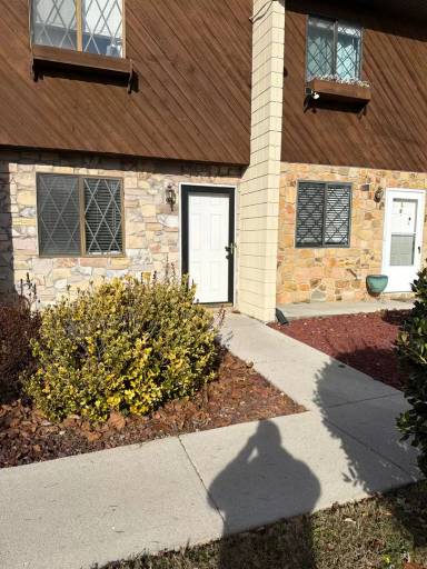 Main picture of 2705 Sood Rd