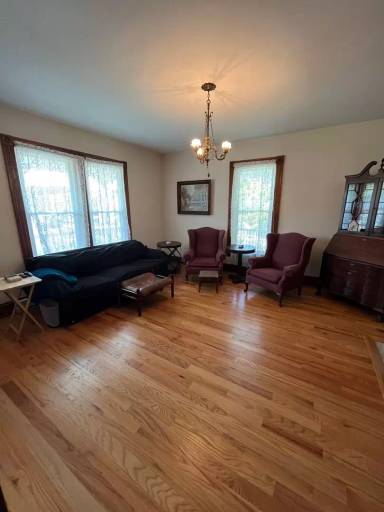 Main picture of 11 Shady Ln