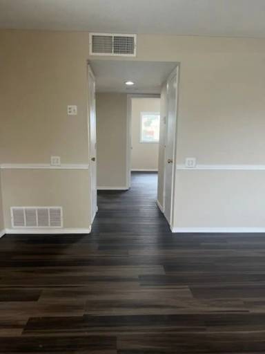 Main picture of 13216 Mountain Rd NE
