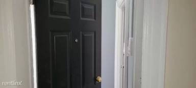 Main picture of 6700 Park Ave